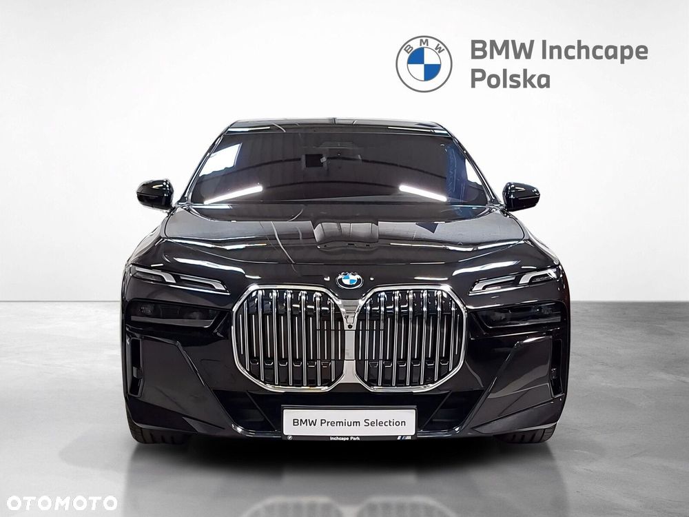BMW Seria 7 - 8