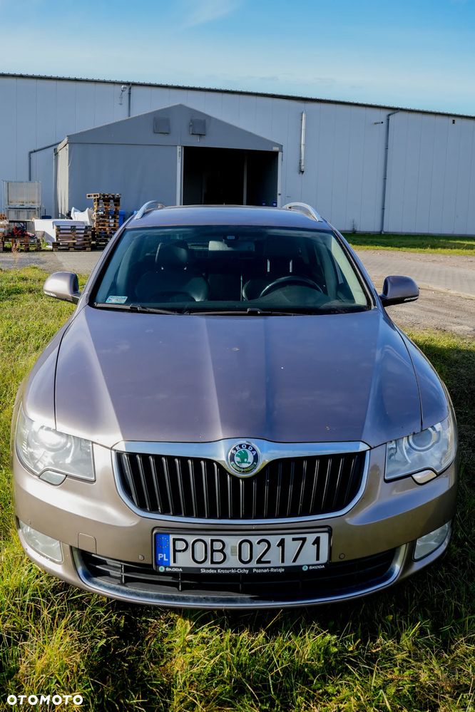 Škoda Superb - 2