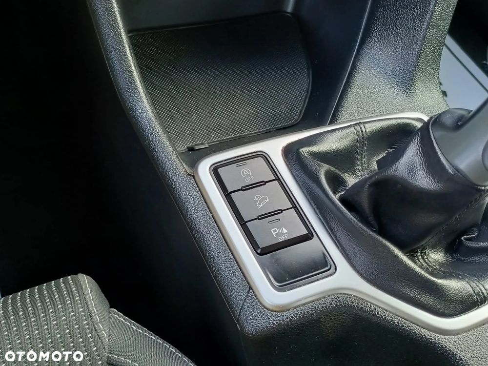 Kia Sportage 1.7 CRDI 2WD Dream-Team Edition - 25