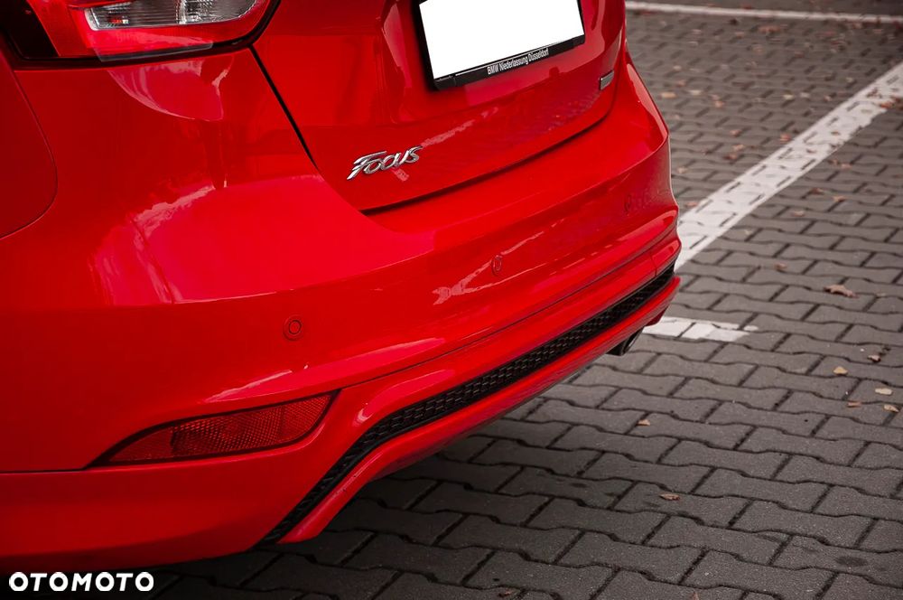 Ford Focus 1.5 EcoBoost ST-Line - 26