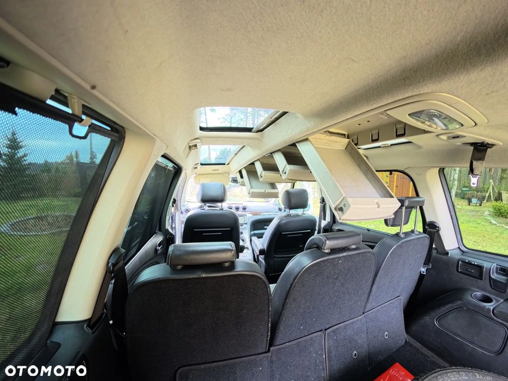 Ford Galaxy 2.0 TDCi Ghia - 19