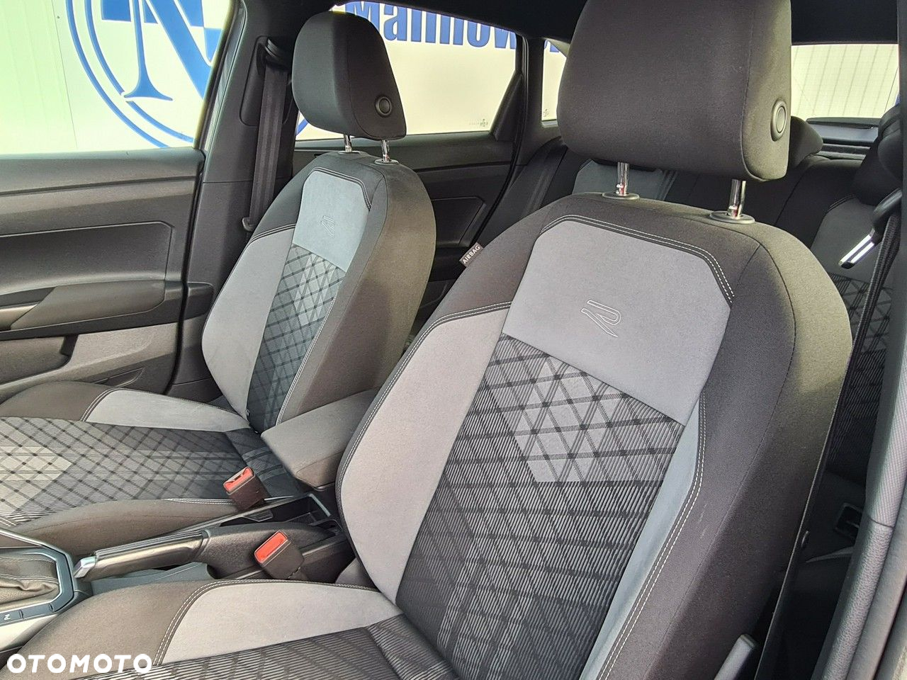 Volkswagen Taigo - 28
