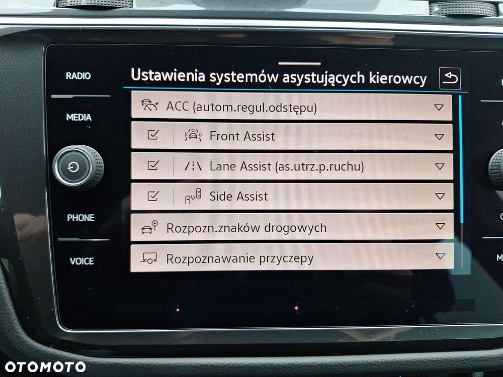 Volkswagen Tiguan - 30
