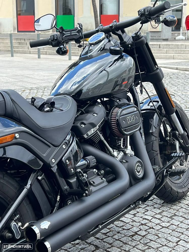 Harley-Davidson Softail FAT BOB 114 - 19