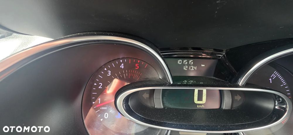 Renault Clio (Energy) dCi 90 Bose Edition - 16
