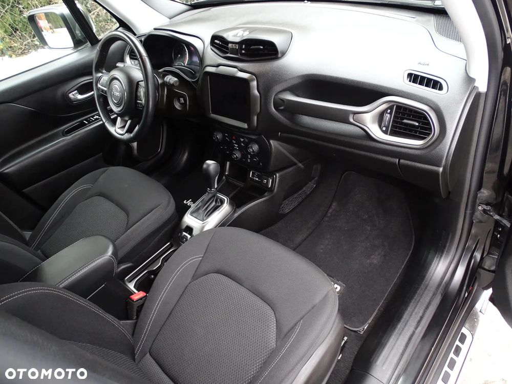 Jeep Renegade - 17