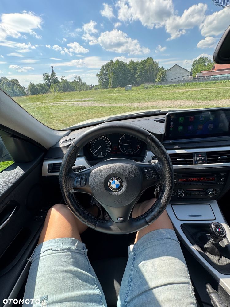 BMW Seria 3 320d - 17