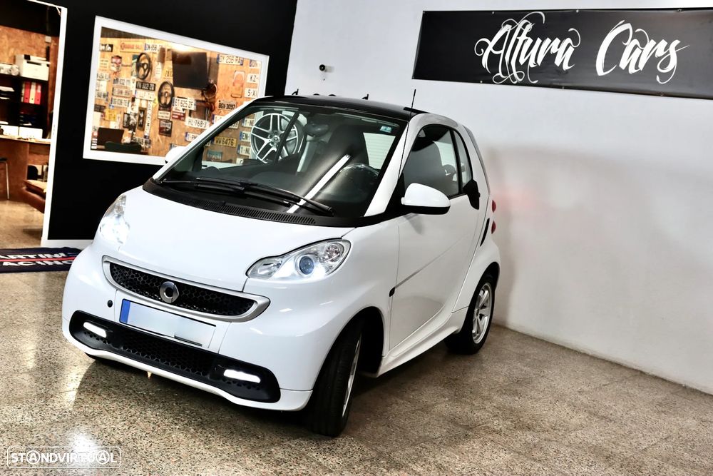 Smart ForTwo Coupé cdi softouch black&white limited dpf - 3