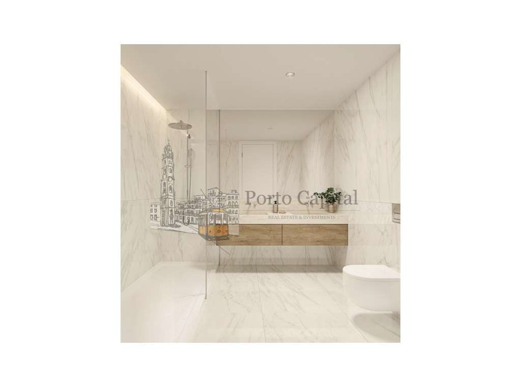 LUXUOSOS APARTAMENTOS T4 , COM VARANDA/TERRAÇO, ARRUMOS E 3 LUGARES... - Grande imagem: 3/32