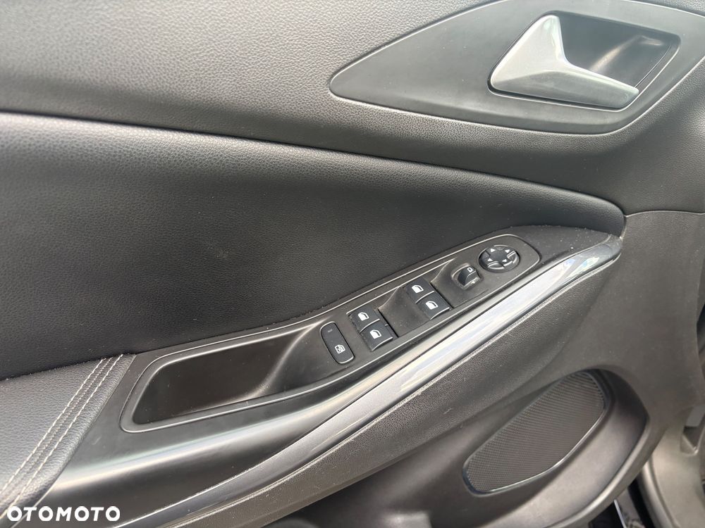 Opel Grandland X 1.2 Start/Stop Business Elegance - 14