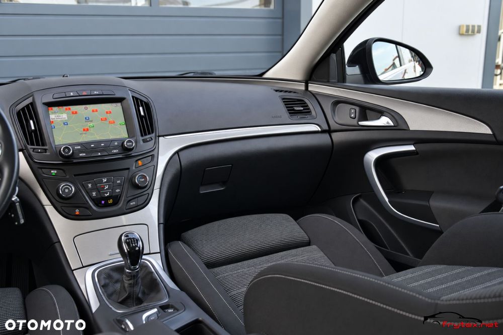 Opel Insignia - 26