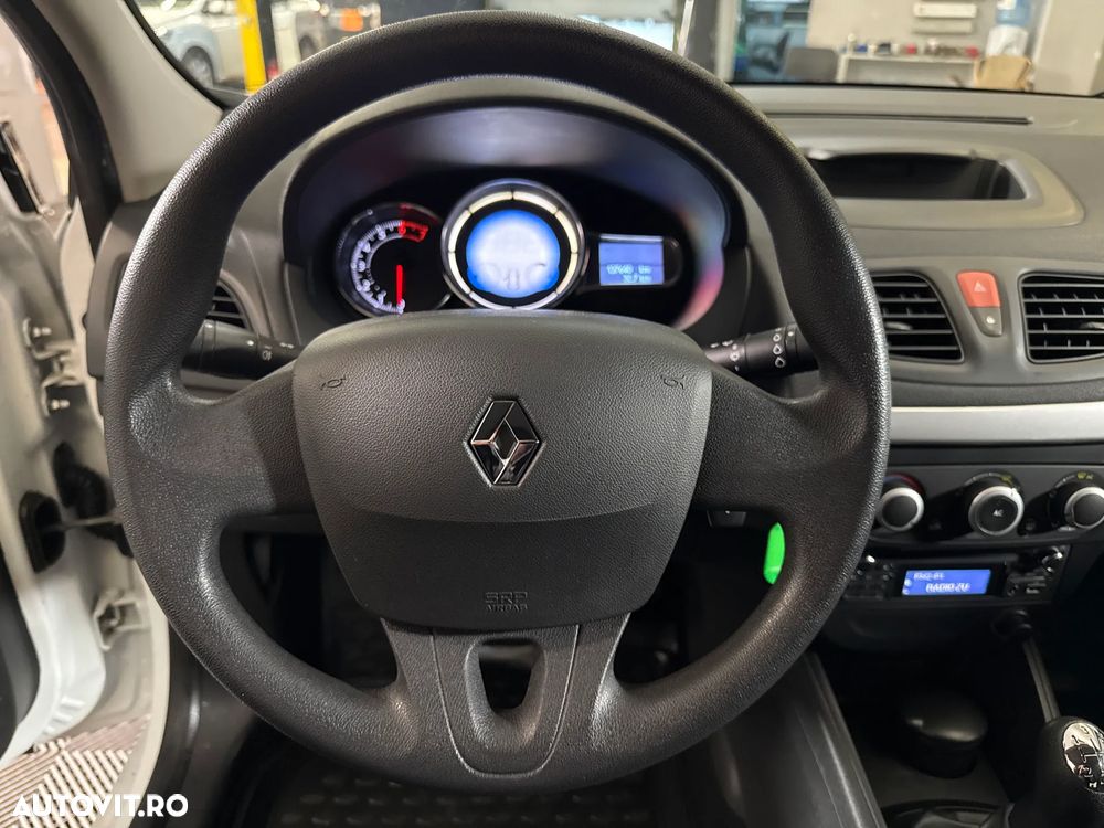 Renault Fluence - 17