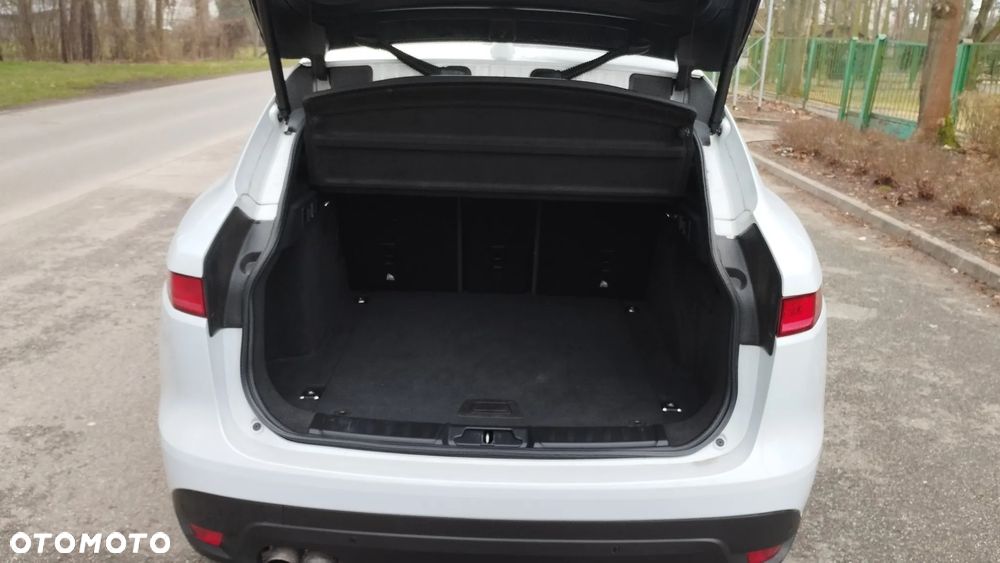 Jaguar F-Pace 2.0 i4D AWD R-Sport - 21