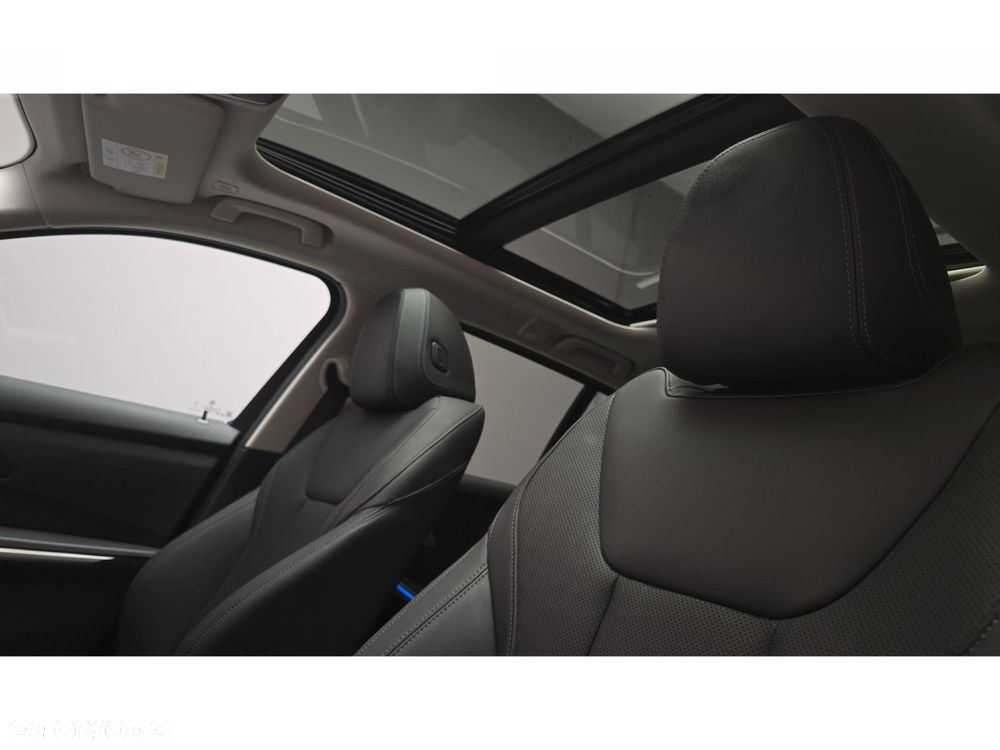 BMW Seria 3 - 18