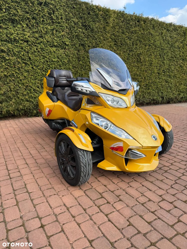 Can-Am Spyder - 1