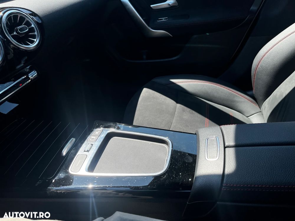 Mercedes-Benz CLA - 21