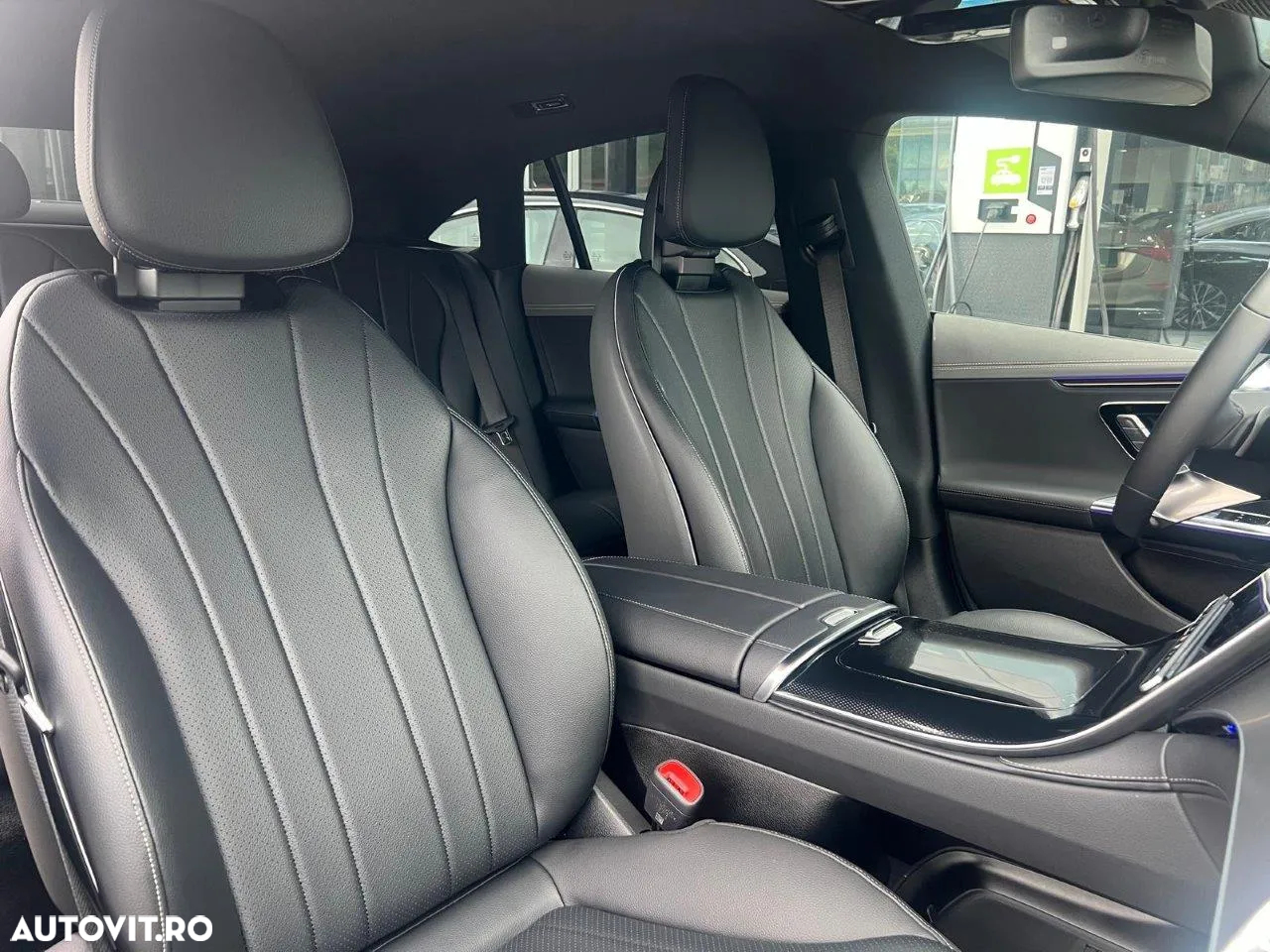 Mercedes-Benz EQE 350 4MATIC - 6