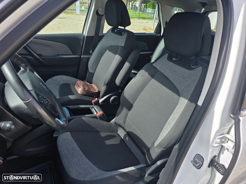 Citroën C4 Picasso 1.2 PureTech Live - 12
