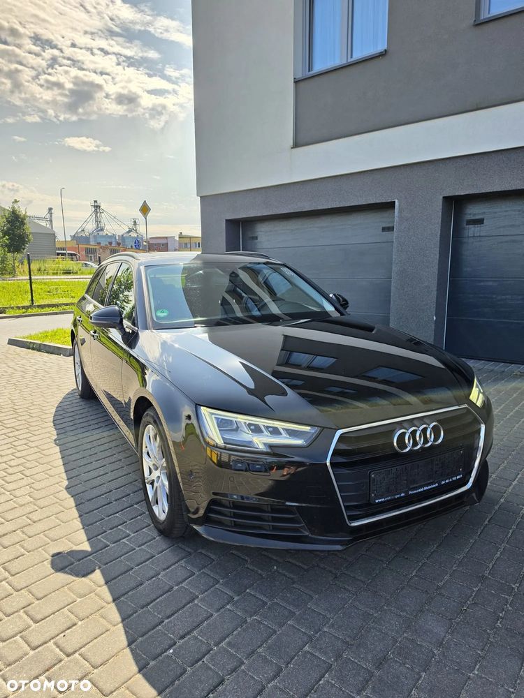 Audi A4 Avant - 4