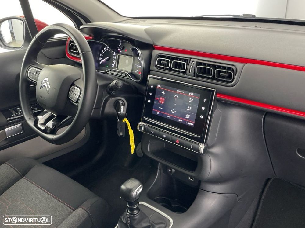 Citroën C3 1.2 PureTech Shine - 22