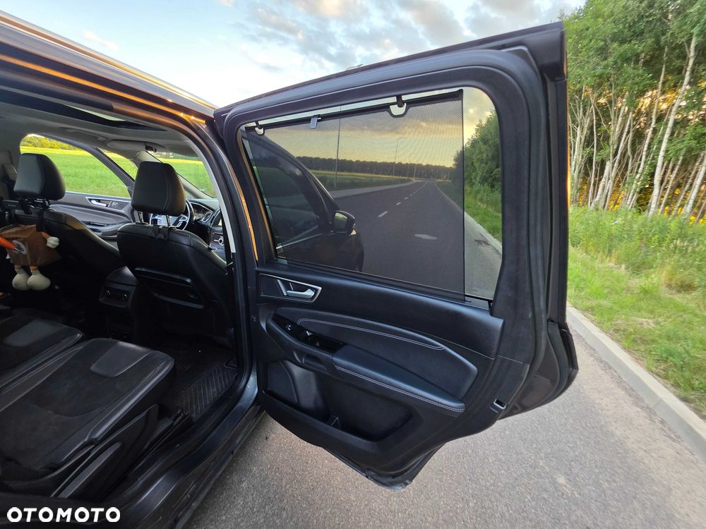 Ford Galaxy - 7
