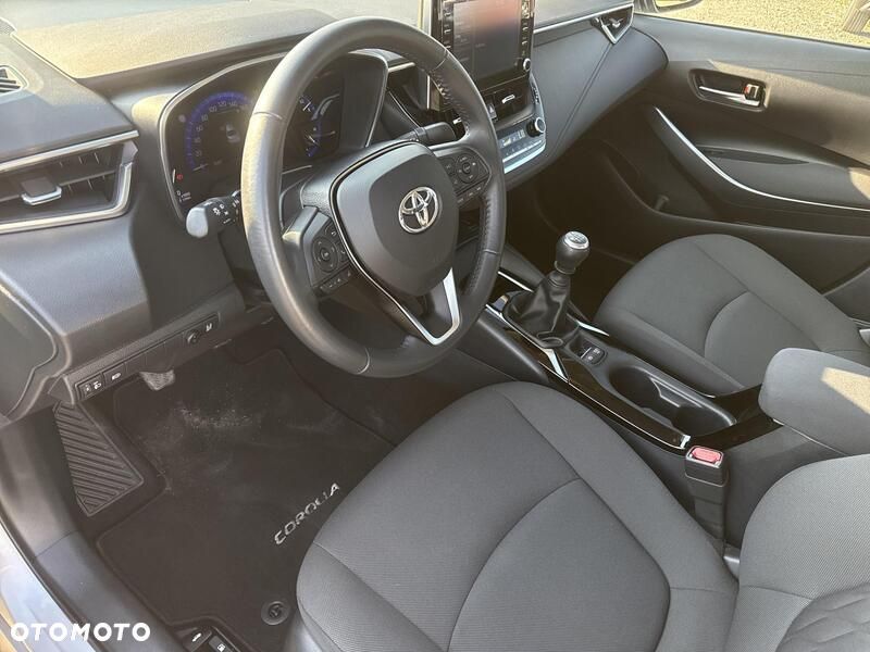 Toyota Corolla - 11
