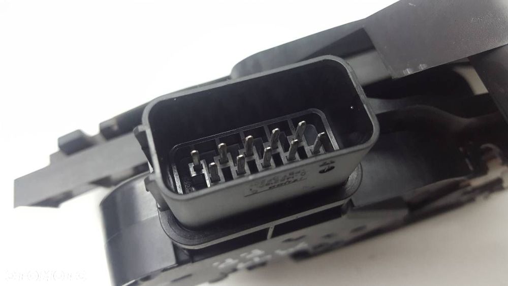 ZAMEK PRZÓD PRAWY VOLVO S40 II 2010 30784047 - 9