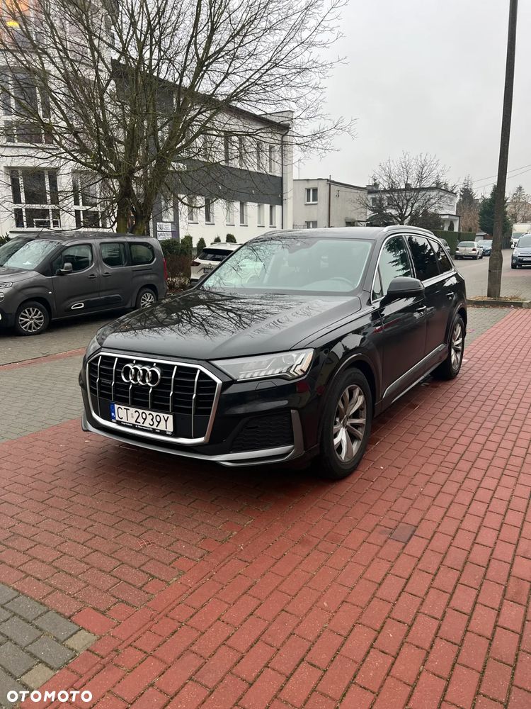 Audi Q7 - 1