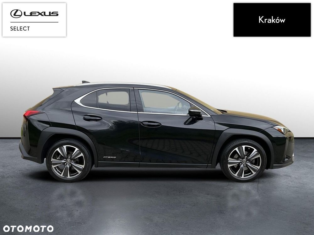 Lexus UX - 6