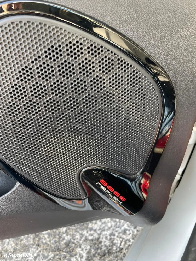 Renault Clio 1.2 16V 75 Collection - 4