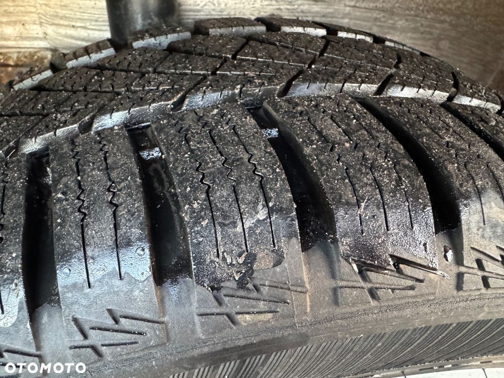 Mitsubishi Colt - 22