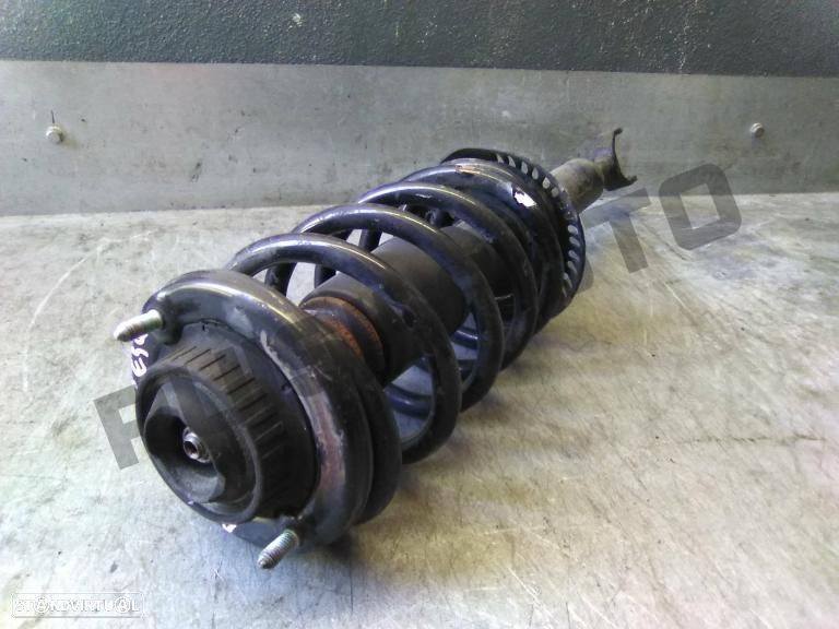 Suspensão / Amortecedor E Mola Frente Esquerda 8d041_3031l Audi - 2