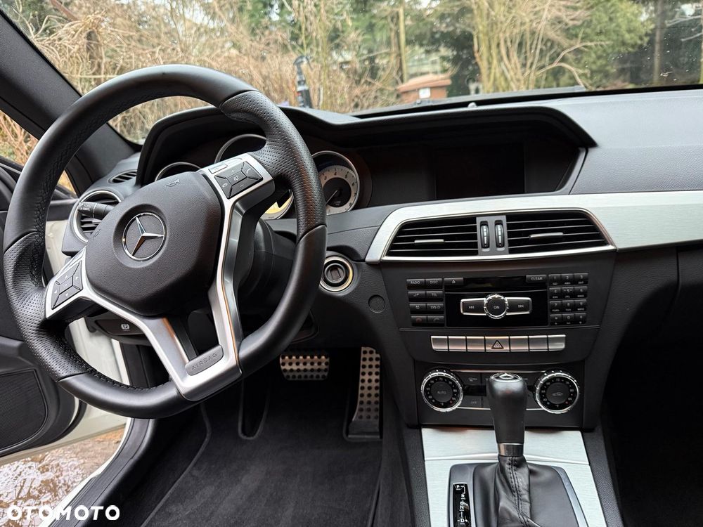 Mercedes-Benz Klasa C 250 CGI BlueEff Sport - 7