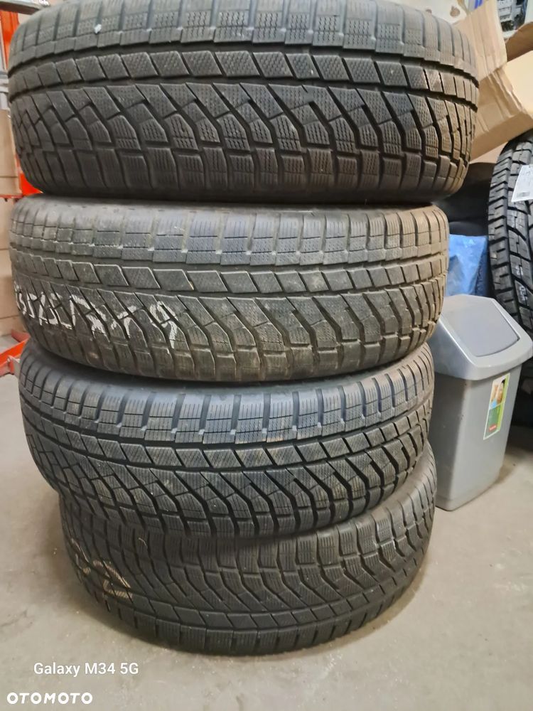 Opony zimowe 235/55r19 Falken 2022r