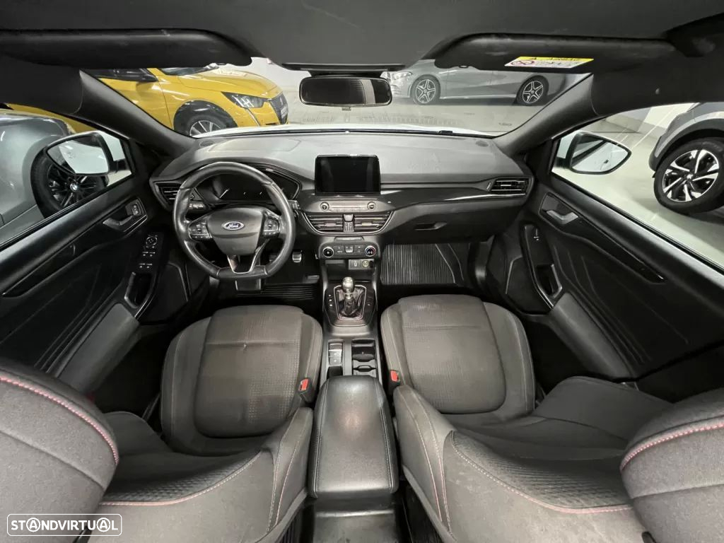 Ford Focus SW 1.5 TDCi EcoBlue ST-Line - 4