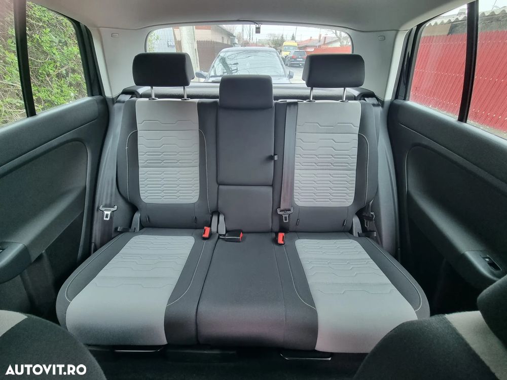 Volkswagen Golf 1.4 TSI Highline - 24
