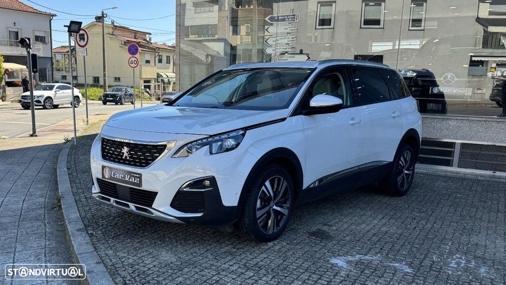 Peugeot 5008 1.5 BlueHDi Allure - 1