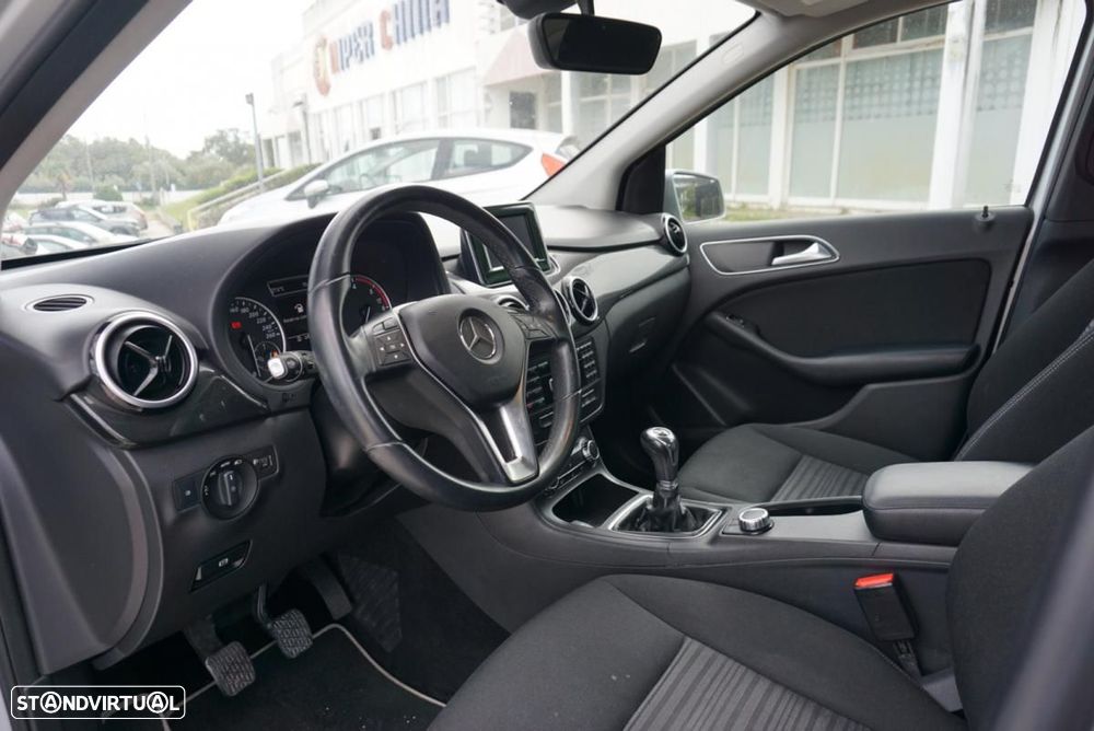 Mercedes-Benz B 180 CDI BlueEFFICIENCY - 15