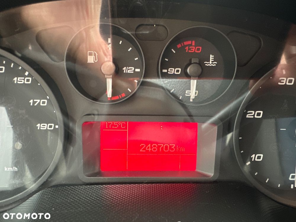 Iveco DAILY - 27