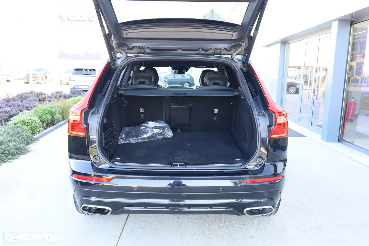 Volvo XC 60 2.0 T6 PHEV R-Design AWD - 6