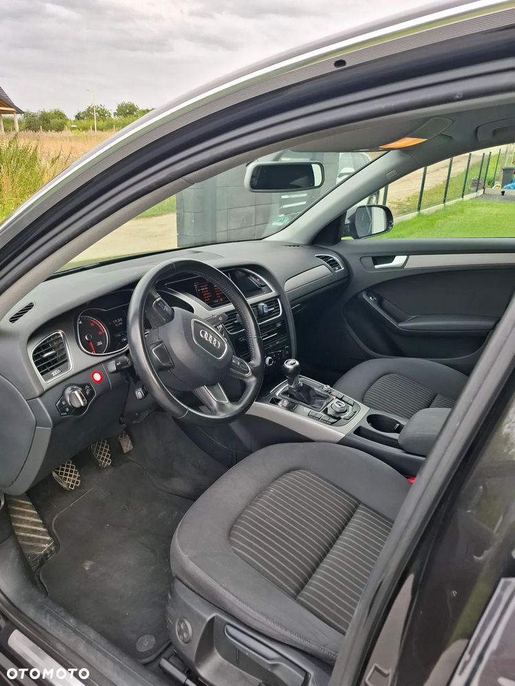 Audi A4 Limousine 2.0 TDI DPF Ambition - 4