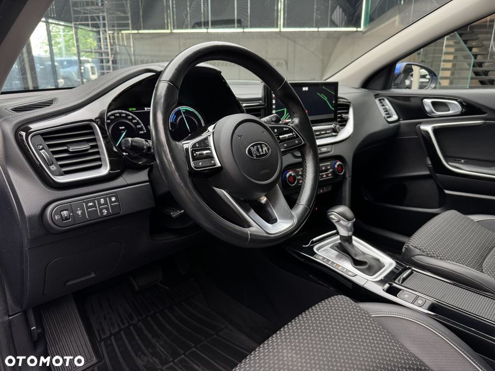 Kia Ceed 1.6 GDI PHEV L Business Line DCT - 10