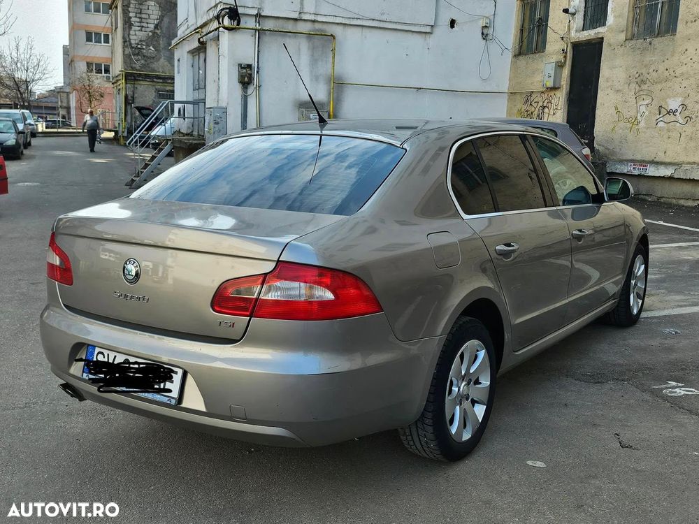 Skoda Superb 1.8 TSI Elegance - 7