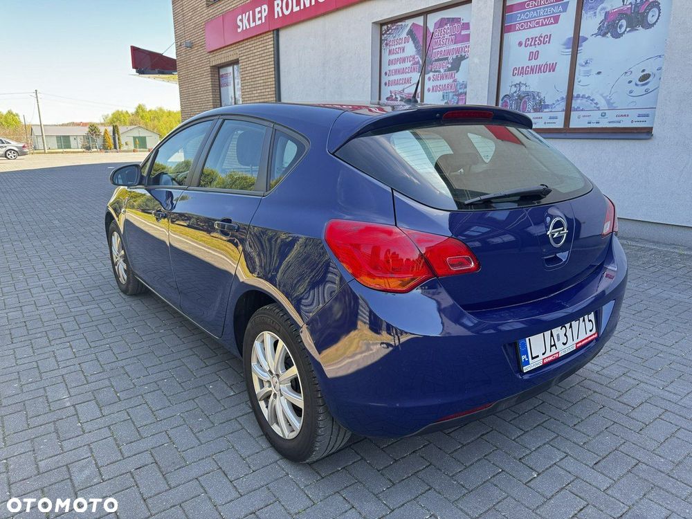 Opel Astra 1.4 Selection - 7