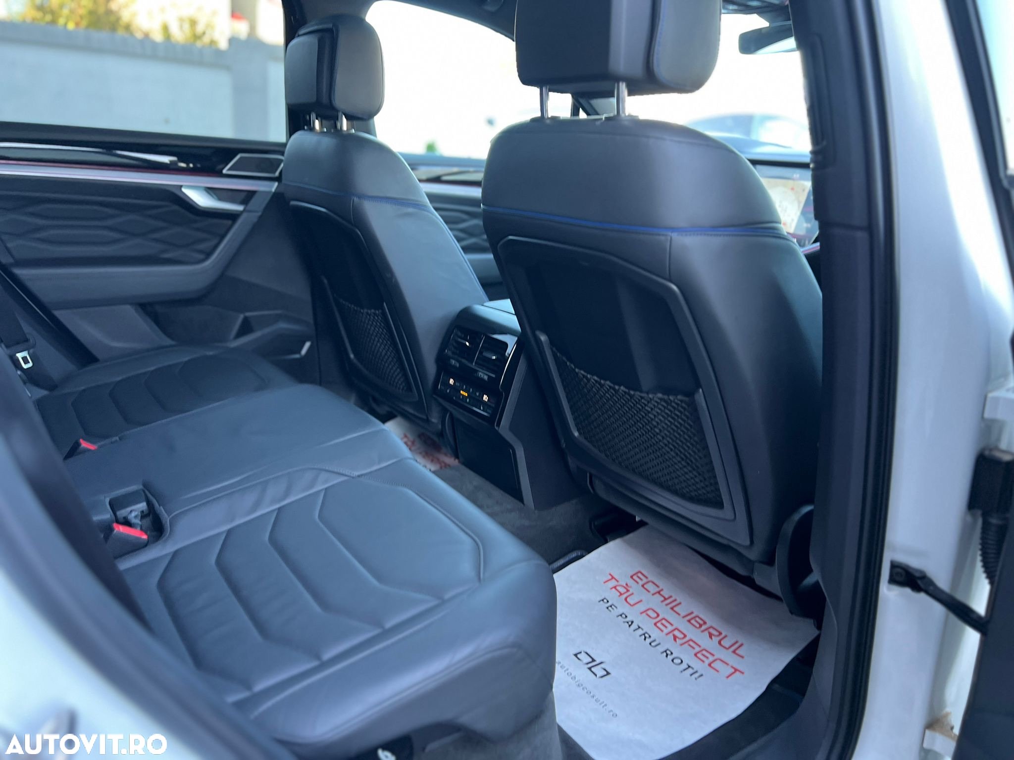 Volkswagen Touareg - 25
