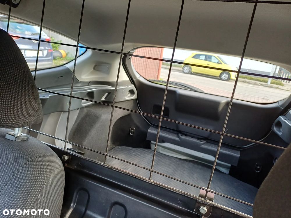 Ford Fiesta - 10