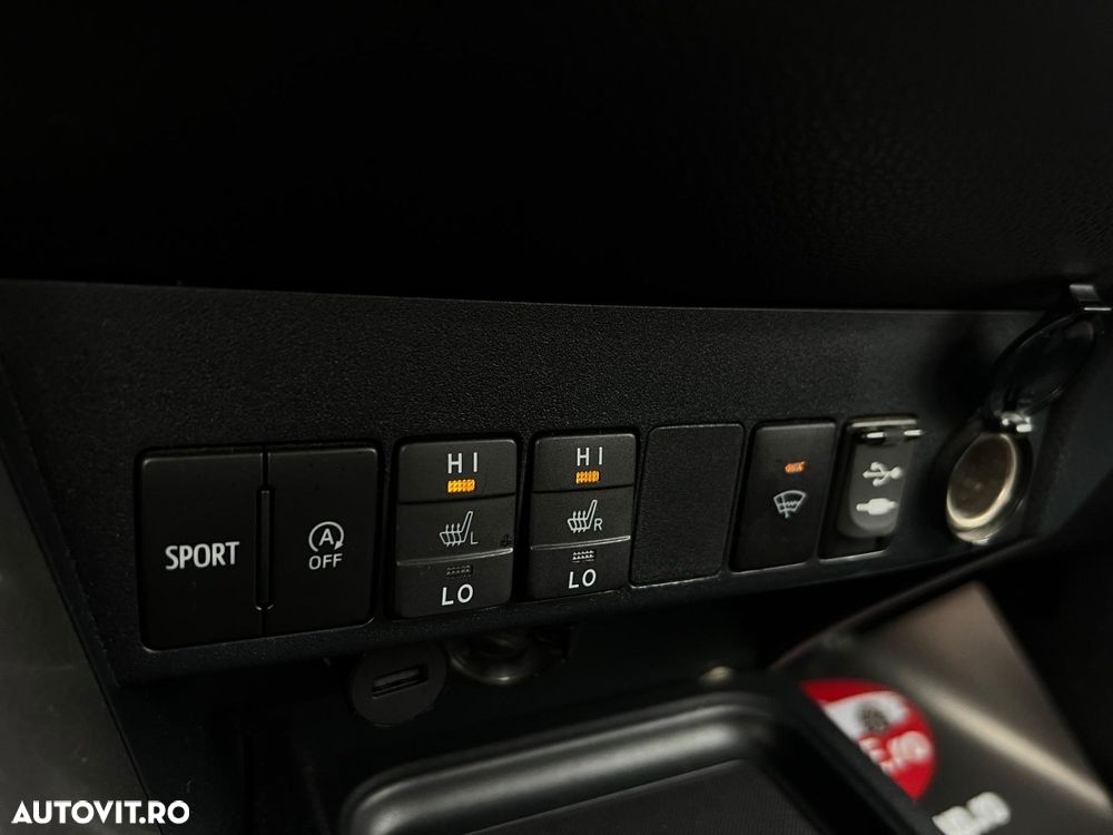 Toyota RAV4 - 13