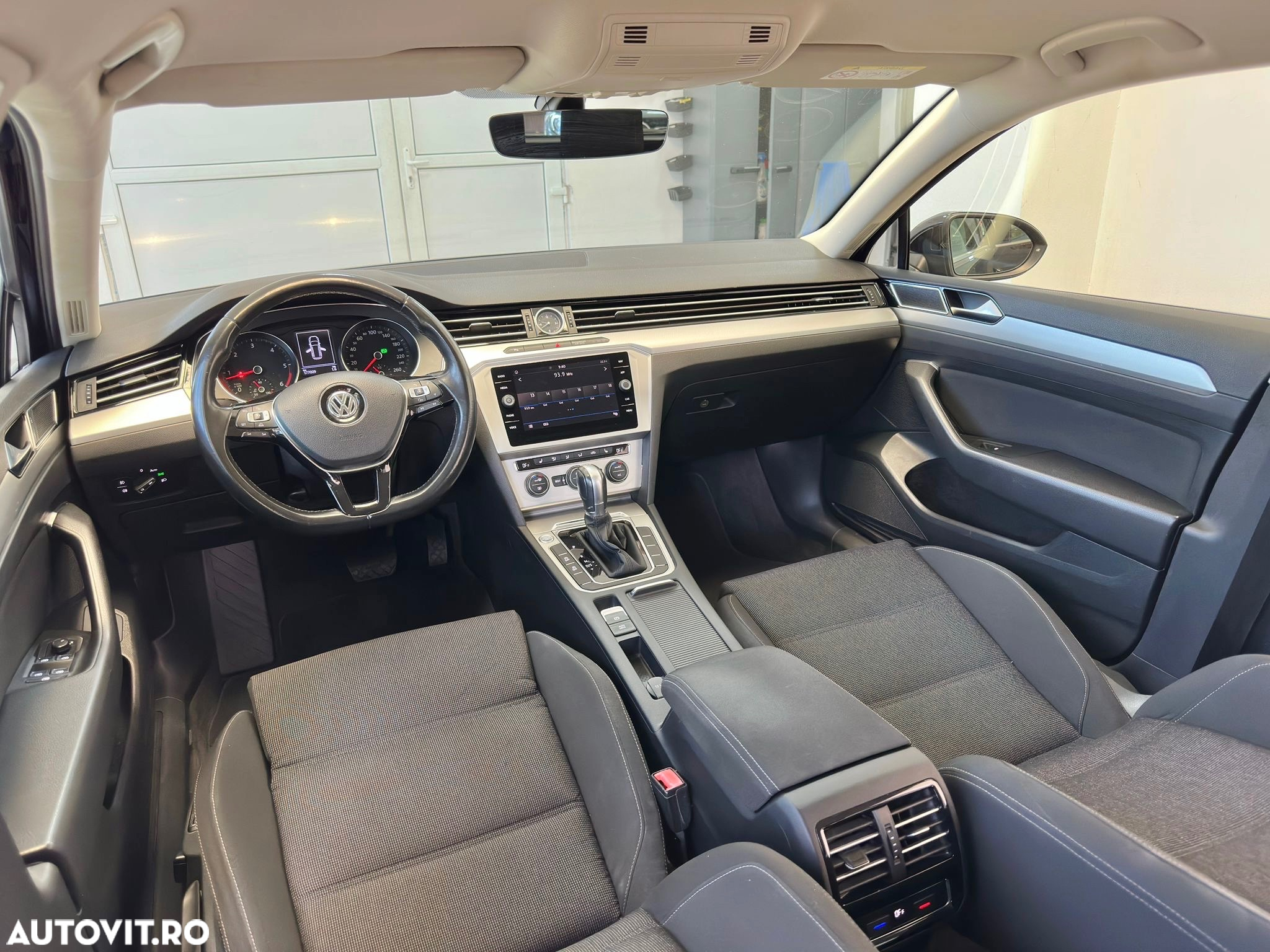Volkswagen Passat Variant 2.0 TDI DSG Comfortline - 5