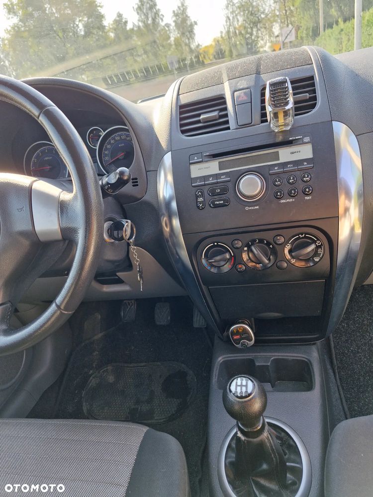 Suzuki SX4 1.5 Comfort - 7
