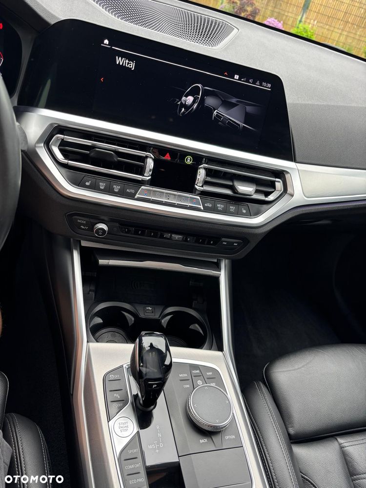 BMW Seria 3 320d xDrive Sport - 15